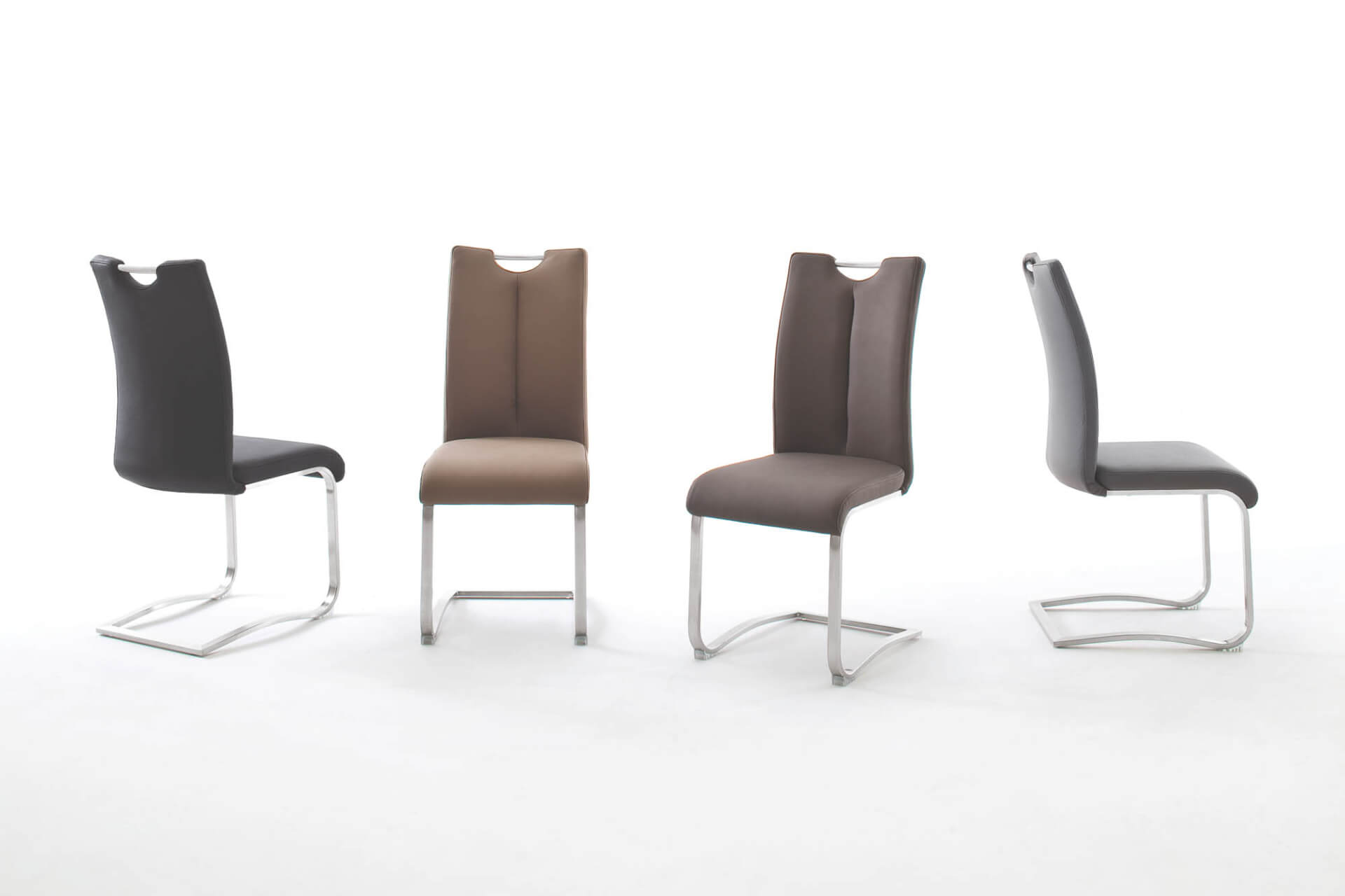 Modell Artos Schwingstuhl Echtleder von MCA Furniture