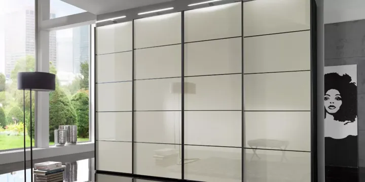 Westside von Wiemann | Kleiderschrank