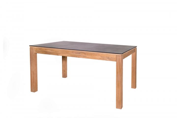 Fano Esstischprogramm von Standard Furniture | Tisch