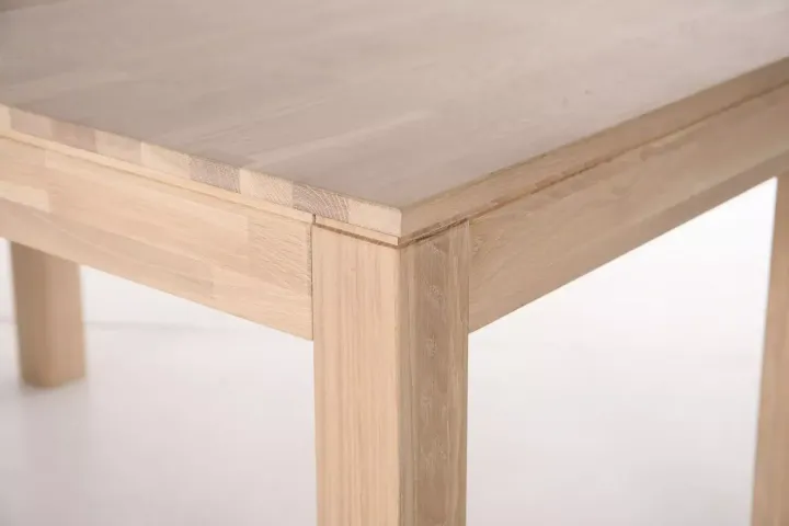 Rafael von Standard Furniture | Tisch