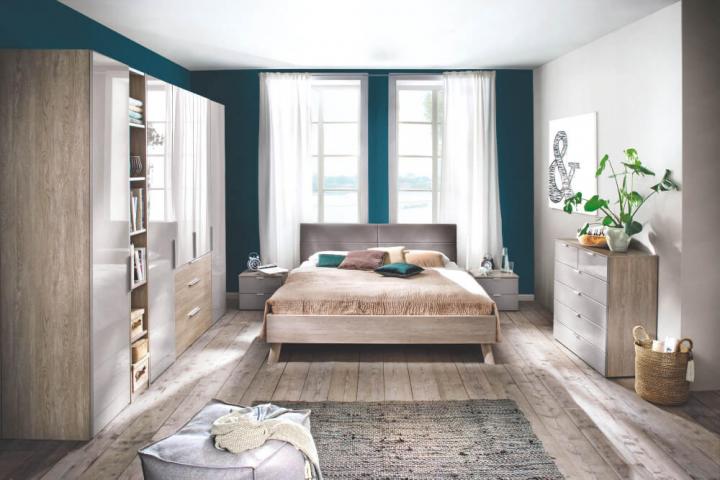 One von Express Möbel | Kleiderschrank