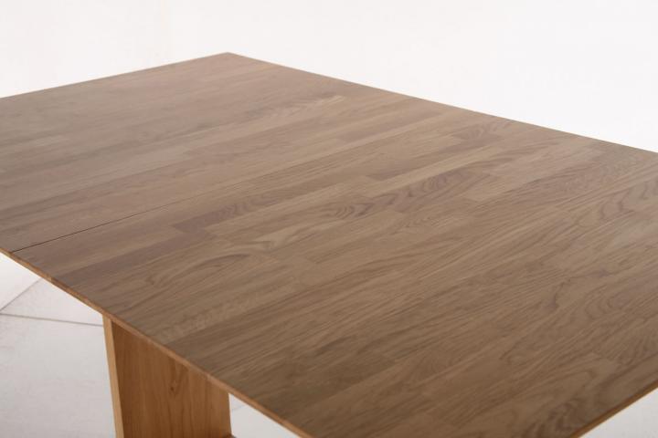 Benny von Standard Furniture | Tisch