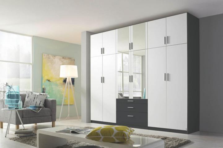 Hildesheim-Extra von Rauch | Kleiderschrank