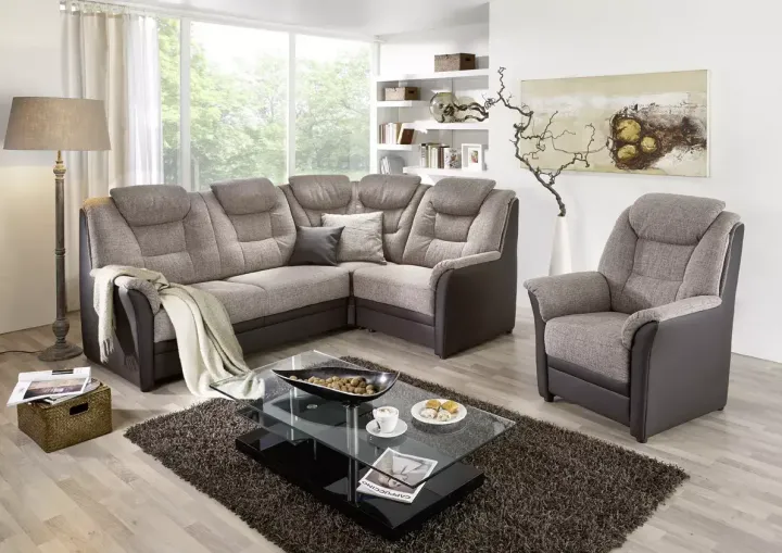 Kiel von Dietsch | Sofas & Couches