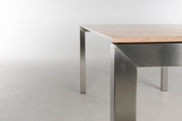 Petro Wood Tisch von Bert Plantagie | Speisen