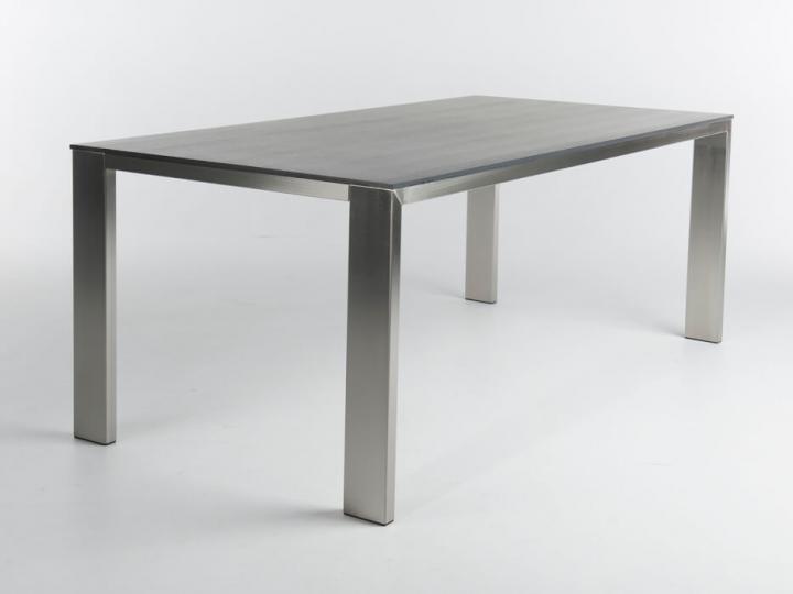 Edge Keramik Dekton Tisch von Bert Plantagie | Speisen