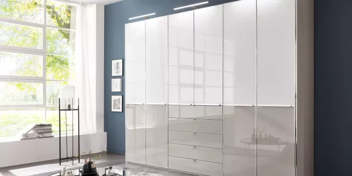 Shanghai 2 von Wiemann | Kleiderschrank