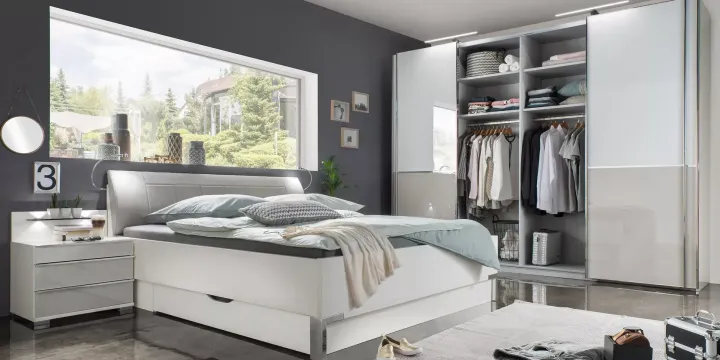 Shanghai 2 von Wiemann | Kleiderschrank