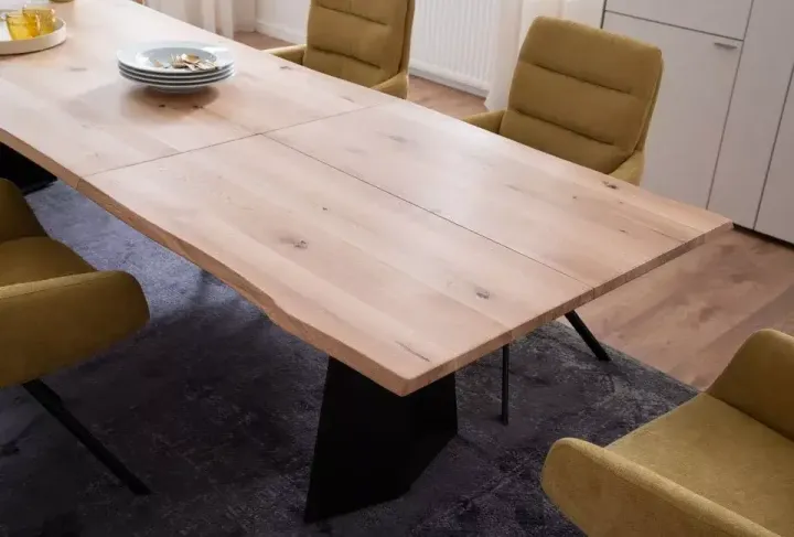 ET674 Chic von Venjakob | Tisch