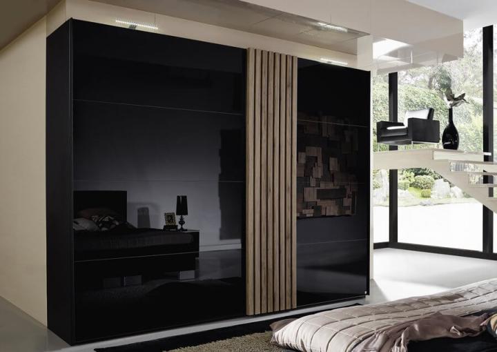 Tegio von rauch BLACK | Kleiderschrank