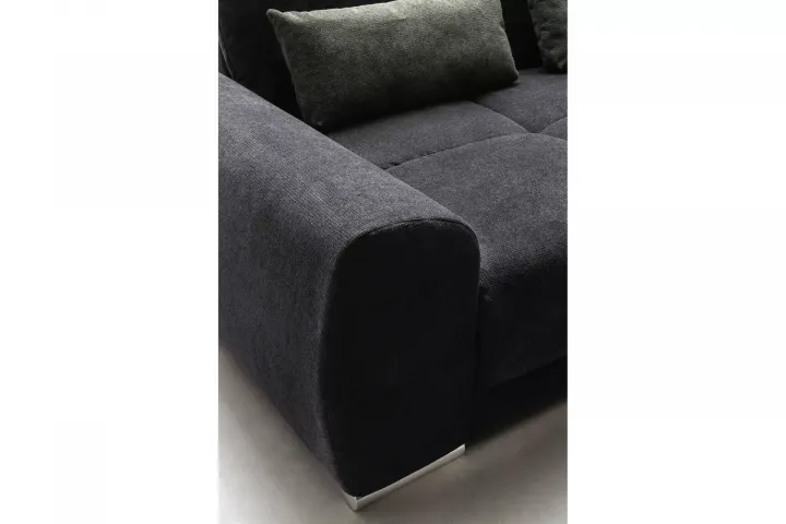 Scott von Nova Via | Sofas & Couches