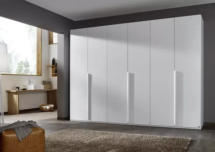 Purisma von rauch ORANGE | Kleiderschrank