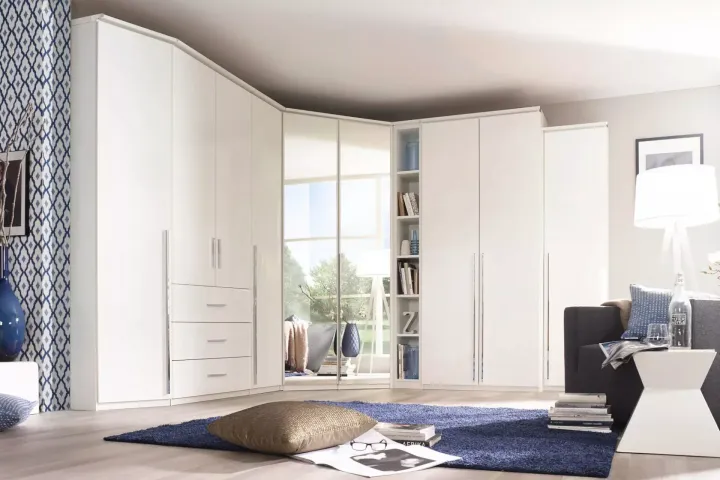 Dimension 5 von rauch ORANGE | Kleiderschrank