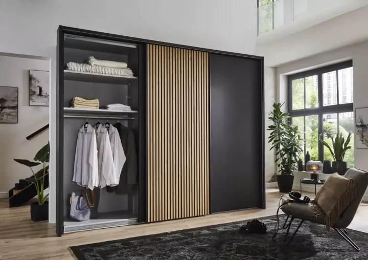 Denver von Wiemann | Kleiderschrank