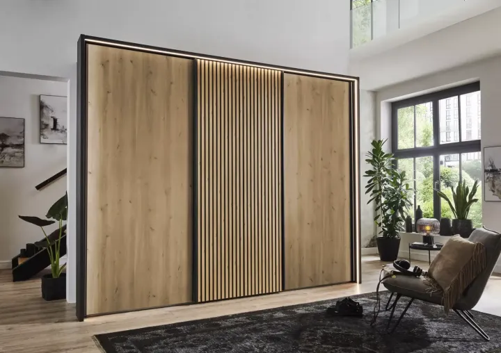 Denver von Wiemann | Kleiderschrank