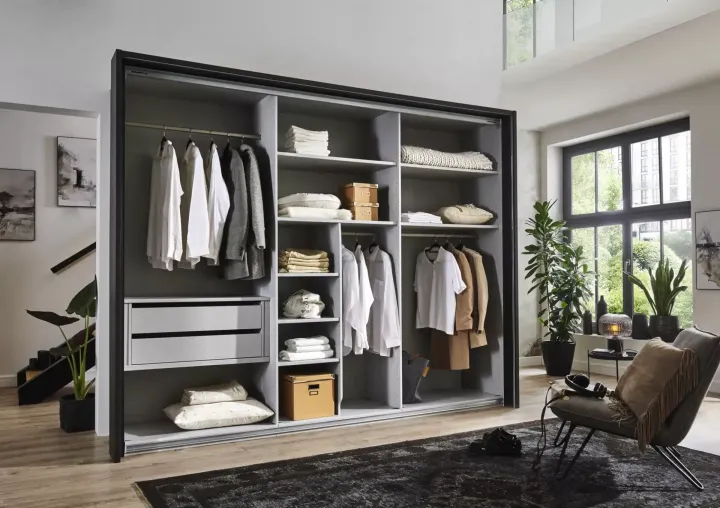 Denver von Wiemann | Kleiderschrank