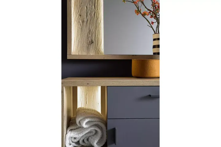 Lizzano von MCA Furniture | Diele