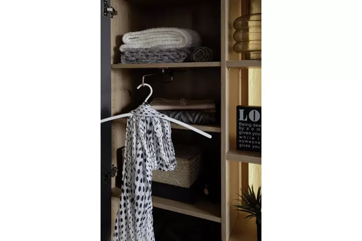 Lizzano von MCA Furniture | Diele