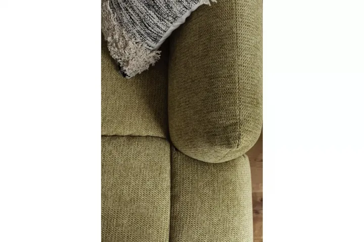 Chiara von Nova Via | Sofas & Couches