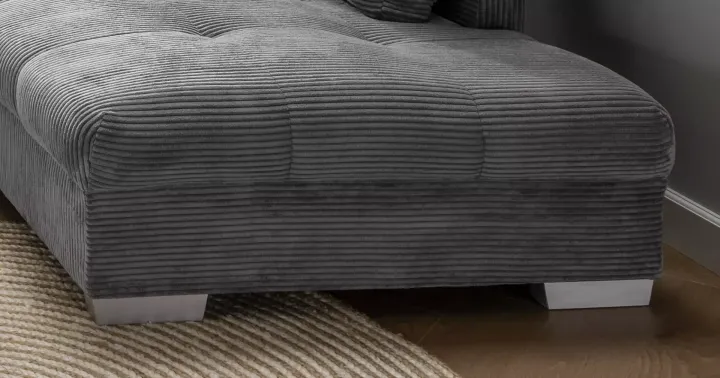 Alvito von Benformato | Sofas & Couches