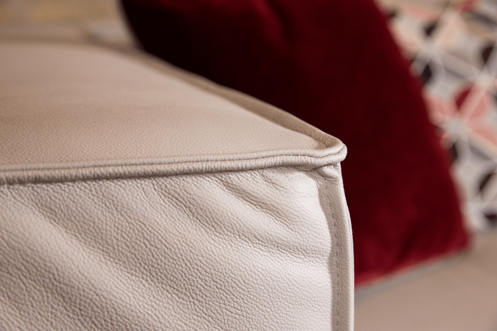 18050 around the block Ecksofa von Schillig Willi | Sofas & Couches