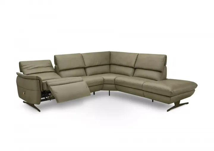 Cesaro von Polsteria | Sofas & Couches