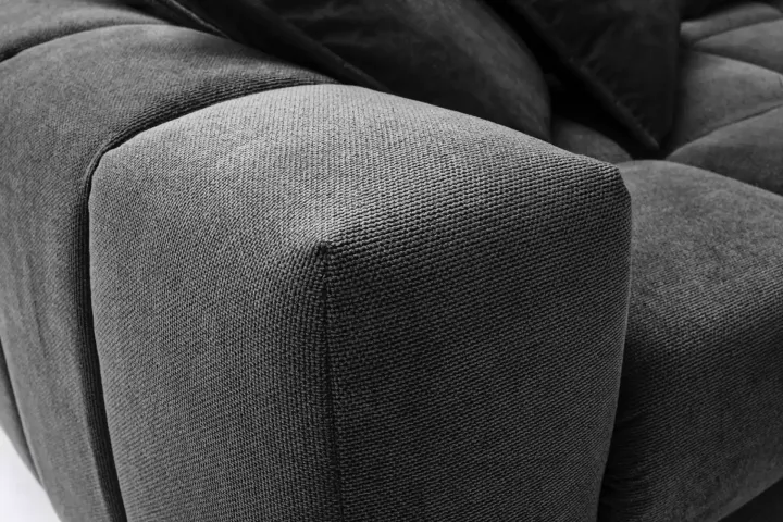 Estrella von Nova Via | Sofas & Couches