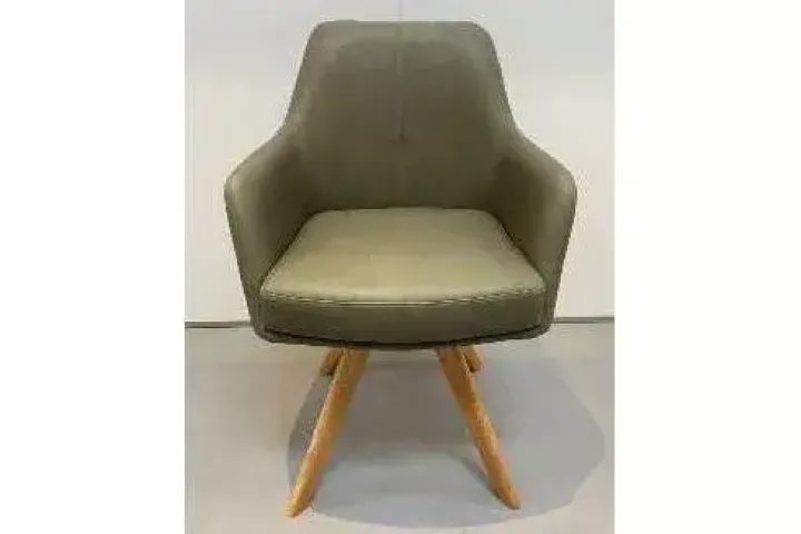 Manchester von Standard Furniture | Speisen