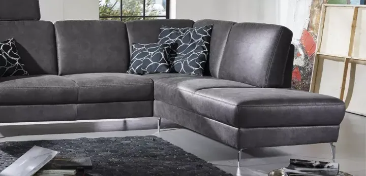 861 Memphis von Ponsel | Sofas & Couches