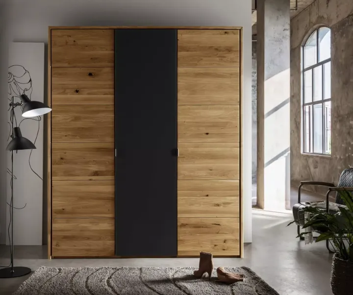 Aktions-Schrank von TPT | Schlafen