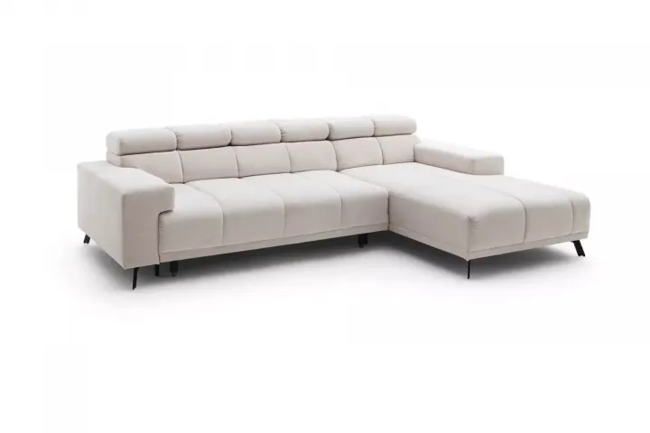 Sunny von Iwaniccy | Sofas & Couches