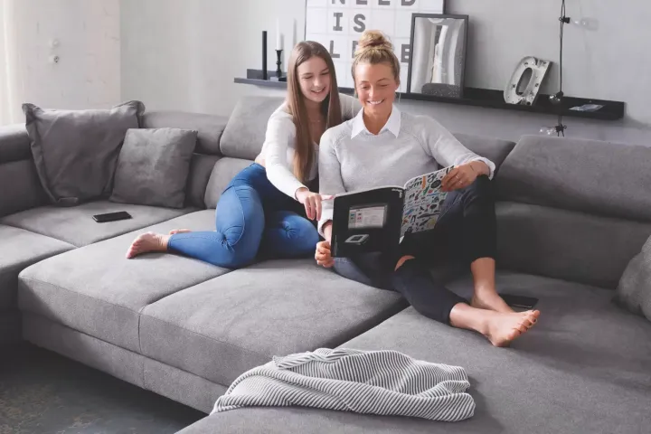 Silver von Iwaniccy | Sofas & Couches