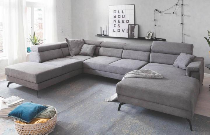 Silver von Iwaniccy | Sofas & Couches