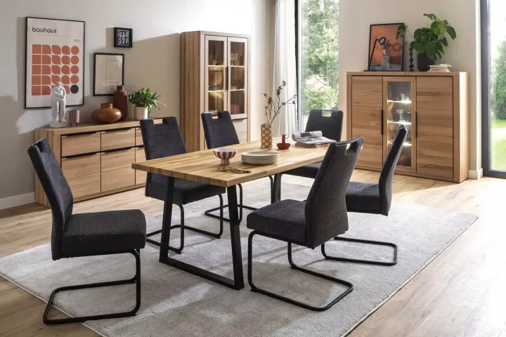 Brest von Elfo | Esszimmer