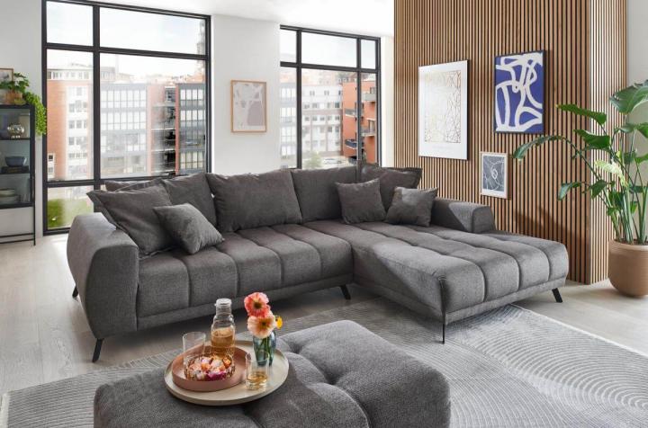 Abby von Iwaniccy | Sofas & Couches